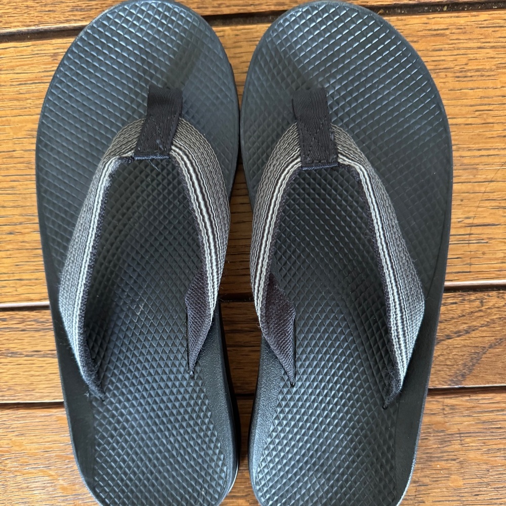 Chaco Flip-Flop, Size USA 7M/Euro 40/Women's USA 9